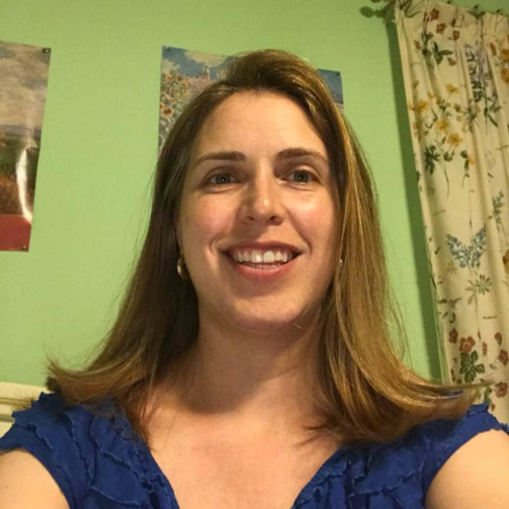 Meet your Posher, Elizabeth